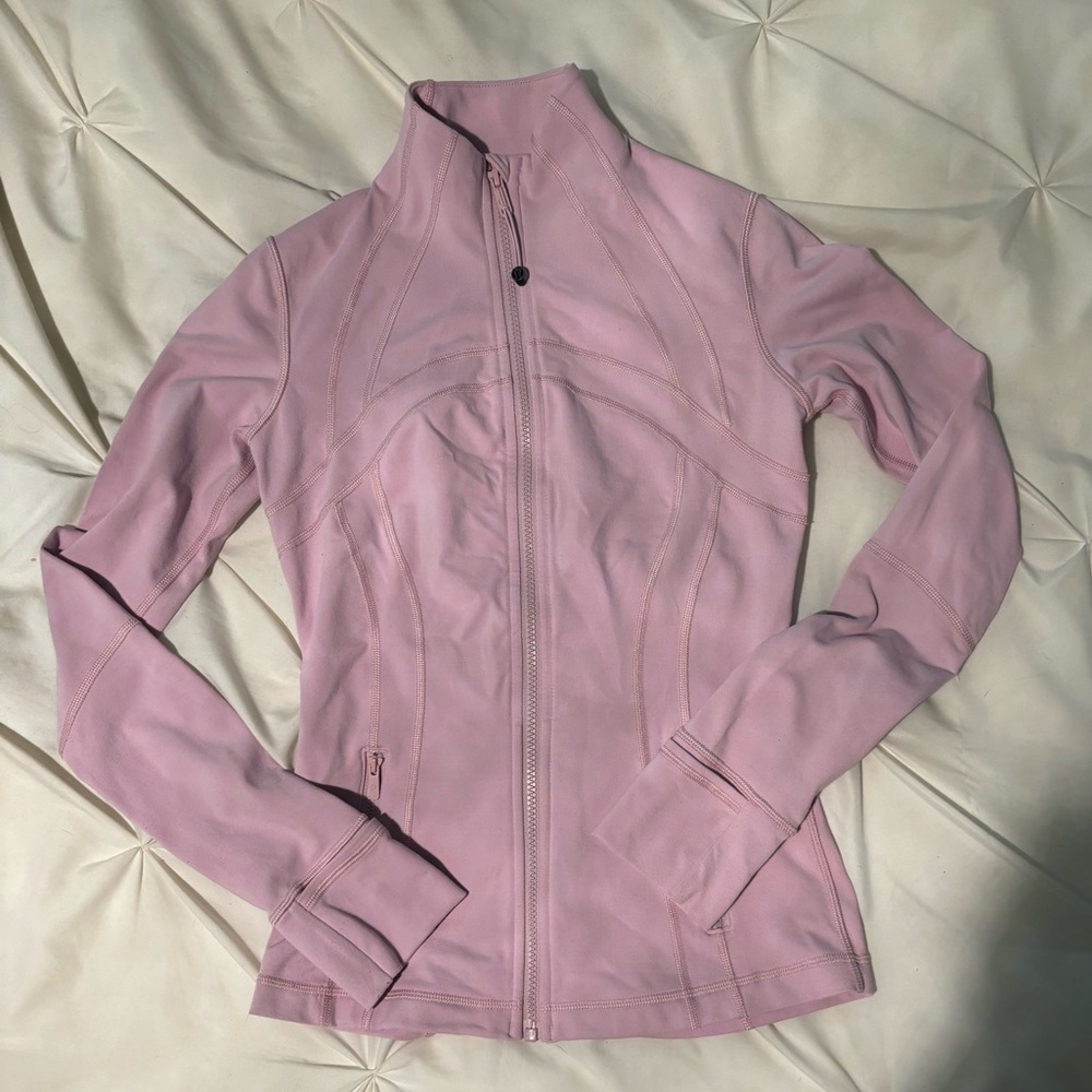 Lululemon define jacket size 4. Pink Peony color